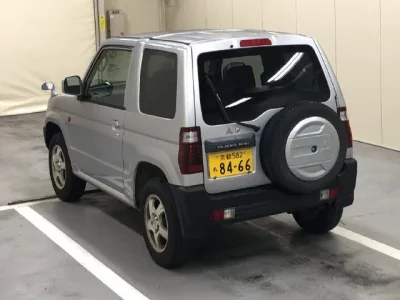 Mitsubishi PAJERO MINI