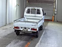 Honda ACTY TRUCK лот № 8221 оценка 3.5  с аукциона в Японии 4