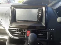 Toyota VOXY лот № 30034 оценка 4  с аукциона в Японии 9