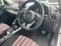 Mazda DEMIO лот № 20194 оценка 3.5  с аукциона в Японии 2