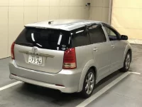 Toyota WISH лот № 1834 оценка 4  с аукциона в Японии 3