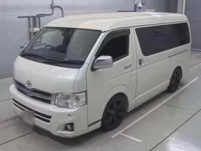 Toyota HIACE VAN  с аукциона в Японии