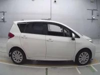 Subaru TREZIA лот № 10252 оценка 3.5  с аукциона в Японии 2