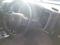 Mitsubishi OUTLANDER лот № 30044 оценка 4  с аукциона в Японии 6