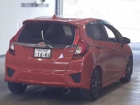 Honda FIT лот № 21 оценка 3.5  с аукциона в Японии 4