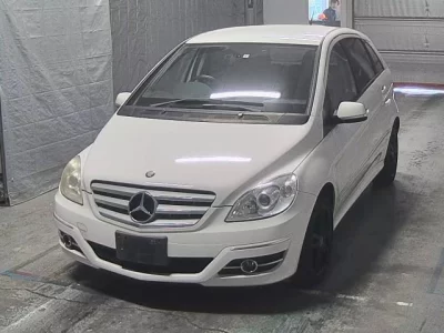 Mercedes-Benz B CLASS
