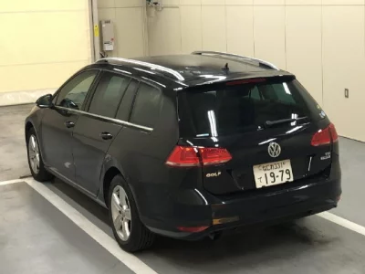 Volkswagen GOLF VARIANT