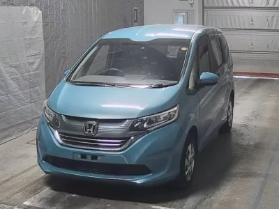 Honda FREED  с аукциона в Японии