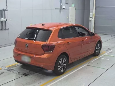 Volkswagen POLO  с аукциона в Японии