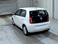 Volkswagen UP лот № 8254 оценка 4  с аукциона в Японии 1