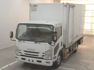 Isuzu ELF  с аукциона в Японии