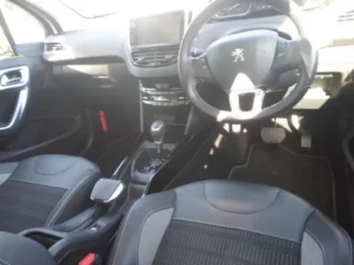 Peugeot 2008  с аукциона в Японии