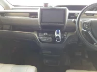 Honda FREED лот № 30053 оценка 3.5  с аукциона в Японии 9