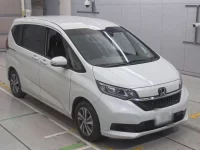 Honda FREED лот № 30054 оценка 4  с аукциона в Японии 4