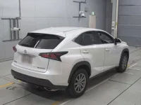 Lexus NX лот № 30055 оценка 4  с аукциона в Японии 1