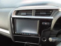 Toyota HARRIER лот № 30060 оценка 4  с аукциона в Японии 9