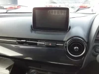 Mazda DEMIO лот № 30059 оценка 4  с аукциона в Японии 9