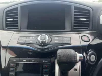 Nissan ELGRAND лот № 20218 оценка R  с аукциона в Японии 5