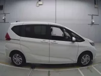 Honda FREED лот № 30064 оценка 4  с аукциона в Японии 2