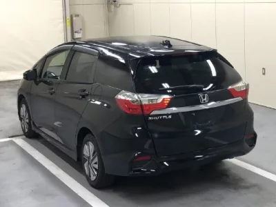 Honda SHUTTLE  с аукциона в Японии