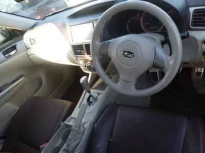 Subaru IMPREZA  с аукциона в Японии