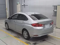 Honda GRACE лот № 90132 оценка 4.5  с аукциона в Японии 5