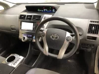 Toyota PRIUS ALPHA лот № 2309 оценка R  с аукциона в Японии 6