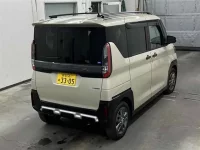 Mitsubishi DELICA MINI лот № 271 оценка 3.5  с аукциона в Японии 4