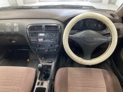 Toyota CARINA  с аукциона в Японии