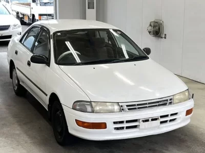 Toyota CARINA  с аукциона в Японии