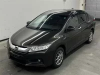 Honda GRACE лот № 15112 оценка 3.5  с аукциона в Японии 3