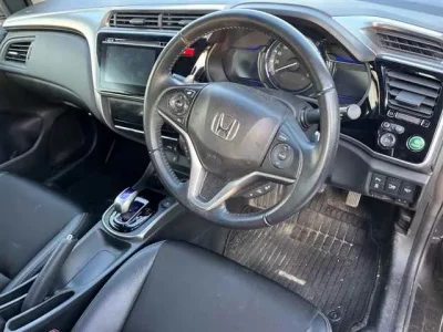 Honda GRACE  с аукциона в Японии