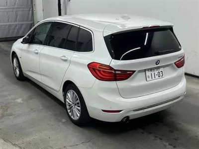 BMW 2-Series  с аукциона в Японии