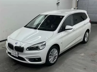 BMW 2-Series  с аукциона в Японии