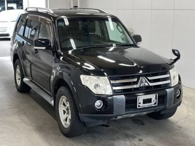 Mitsubishi PAJERO  с аукциона в Японии