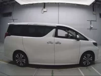 Toyota ALPHARD лот № 30097 оценка 4  с аукциона в Японии 2