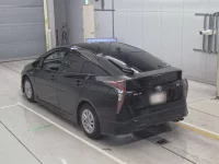 Toyota PRIUS лот № 30095 оценка 4  с аукциона в Японии 5