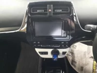 Toyota PRIUS лот № 30095 оценка 4  с аукциона в Японии 9