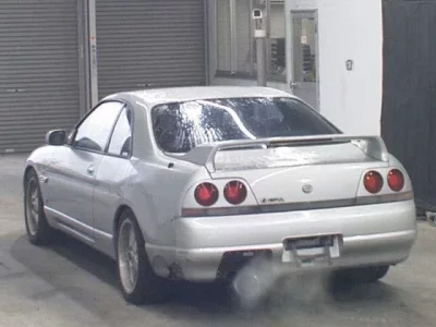Nissan SKYLINE  с аукциона в Японии