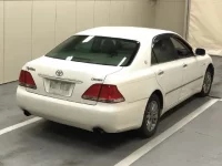 Toyota CROWN лот № 4518 оценка 3.5  с аукциона в Японии 3