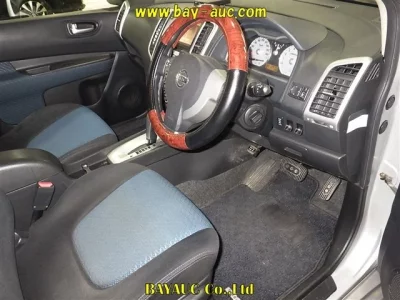 Nissan WINGROAD  с аукциона в Японии