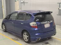 Honda FIT лот № 90181 оценка 3  с аукциона в Японии 5
