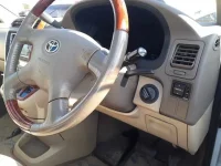 Toyota HIACE лот № 90180 оценка 3  с аукциона в Японии 6