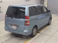 Toyota NOAH лот № 30101 оценка R  с аукциона в Японии 1