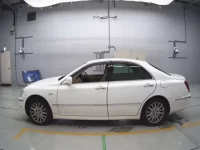 Toyota CROWN лот № 90184 оценка 3.5  с аукциона в Японии 3