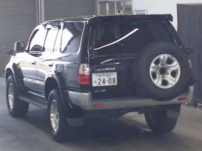 Toyota HILUX SURF  с аукциона в Японии