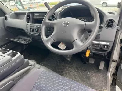 Nissan CARAVAN VAN  с аукциона в Японии
