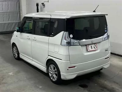 Suzuki SOLIO  с аукциона в Японии