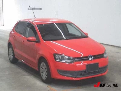 Volkswagen POLO  с аукциона в Японии