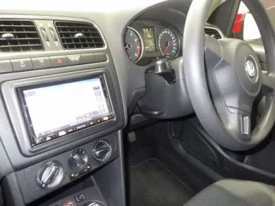 Volkswagen POLO  с аукциона в Японии